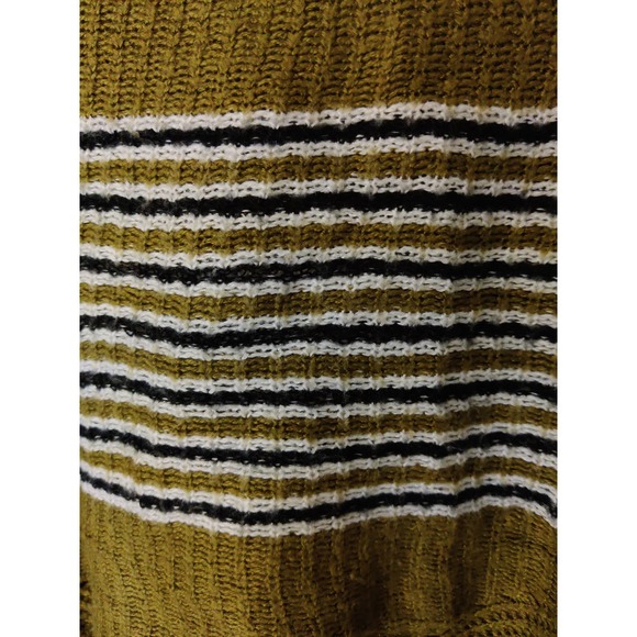 3/$20 Urban Outfitters Green Striped Long Sleeve Cropped Acrylic Sweater L - Picture 3 of 9
